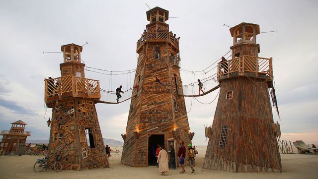 Аутодафе-драйв во славу свободы. Юбилей Burning Man - фото 10