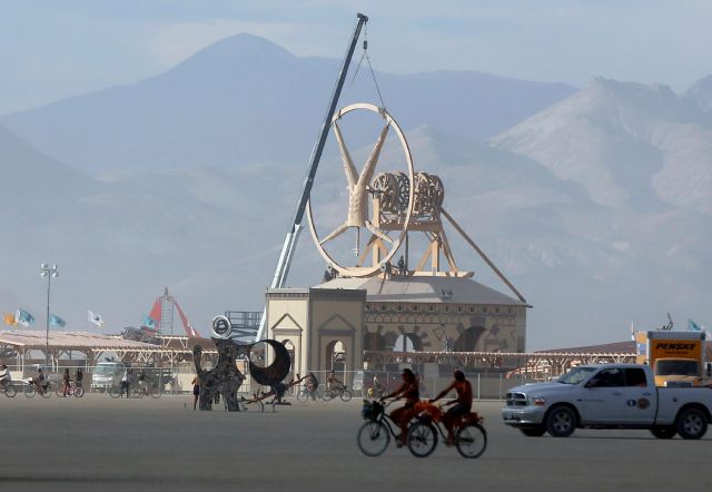 Аутодафе-драйв во славу свободы. Юбилей Burning Man - фото 56