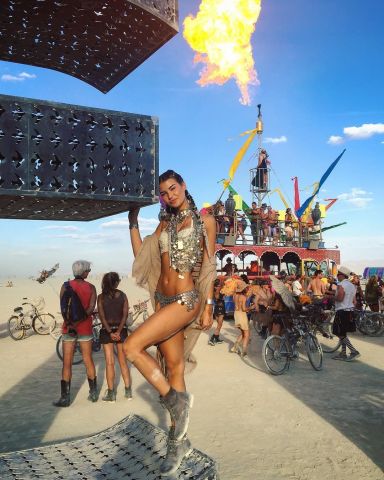Аутодафе-драйв во славу свободы. Юбилей Burning Man - фото 58