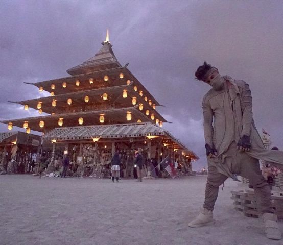 Аутодафе-драйв во славу свободы. Юбилей Burning Man - фото 67