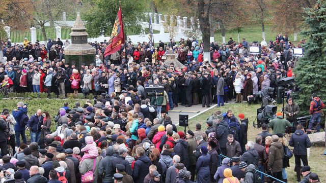 Гей-прайд наоборот. Как ненастоящий царь и великий президент спасали рядового губернатора - фото 6