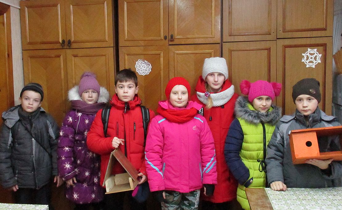 Школьники Костромского края позаботились о пернатых - фото 1