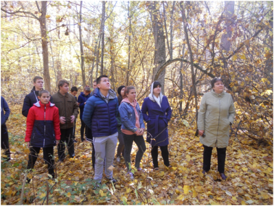 Орловские лицеисты на экскурсии в Шатиловском лесу - фото 1