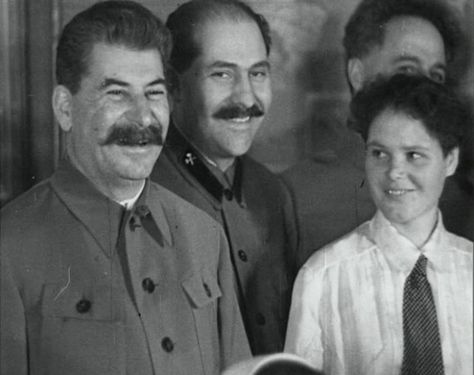 Загадки к 130-летию И. В. Сталина - фото 11