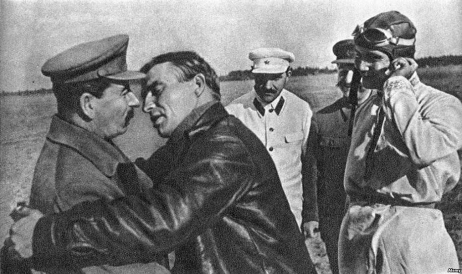 Загадки к 130-летию И. В. Сталина - фото 17