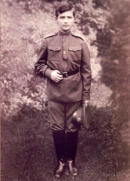 Самый молодой полководец Великой Отечественной - фото 2