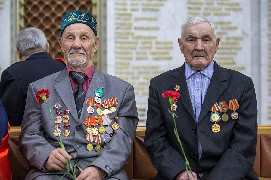 В Москве более 400 ветеранов встретились на 12-м «Бале Победителей», организованном при поддержке ОМК - фото 14