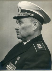 Адмирал Филипп Октябрьский - фото 1