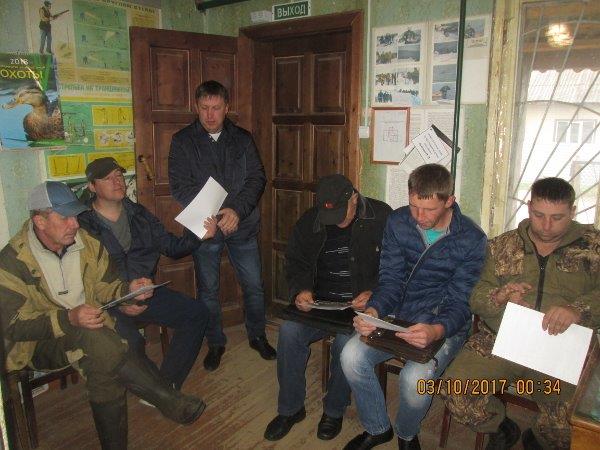 Ярославские лесники проводят профилактические беседы с охотниками - фото 3