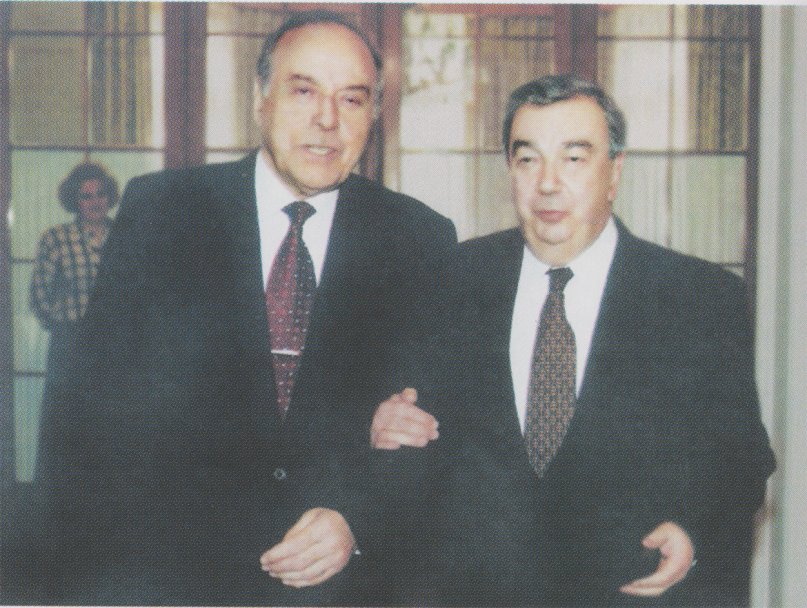 "Контракт века" - Азербайджан 1994 год - фото 3