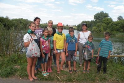 Школьники Белгородской области приняли участие в акции «Вода России- 2017» - фото 1