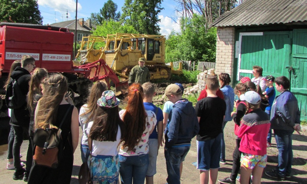 Специалисты «Центра по охране лесов Ивановской области» провели экскурсии  для учеников и педагогов - фото 6
