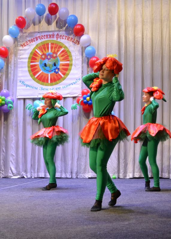 В Ивантеевке прошел Московский областной фестиваль детских экологических театров и агитбригад «Вернем Земле ее цветы!» - фото 7