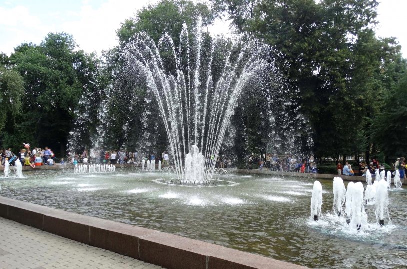 В России официально закрылся сезон фонтанов - фото 3