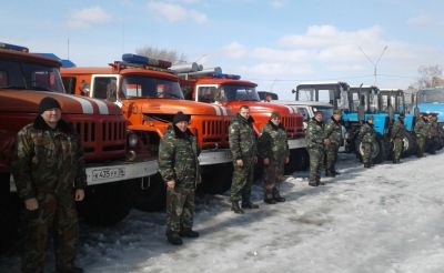 Воронежский лесопожарный центр принял участие в смотре техники - фото 1