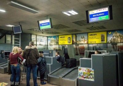 В аэропорту Вильнюса пассажирку заподозрили в провозе наркотиков и насильно сделали эндоскопию - фото 1
