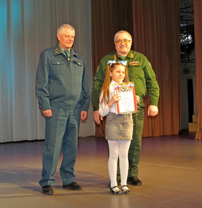 Награждены призеры Смоленского городского конкурса   детского творчества «Останови огонь!» - фото 6