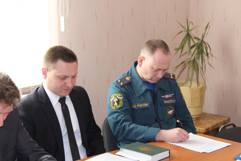 В Управлении лесами Брянской области состоялось совещание по вопросу обеспечения пожарной безопасности - фото 3