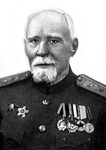Остановивший "Тайфун" генерал-майор Давид Козловский - фото 1