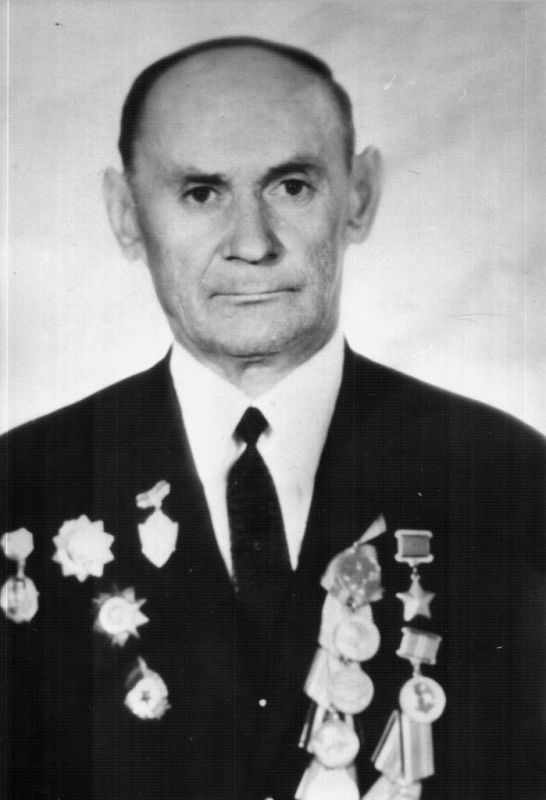 Герой Советского Союза Шульц, родившийся 9 мая! - фото 2