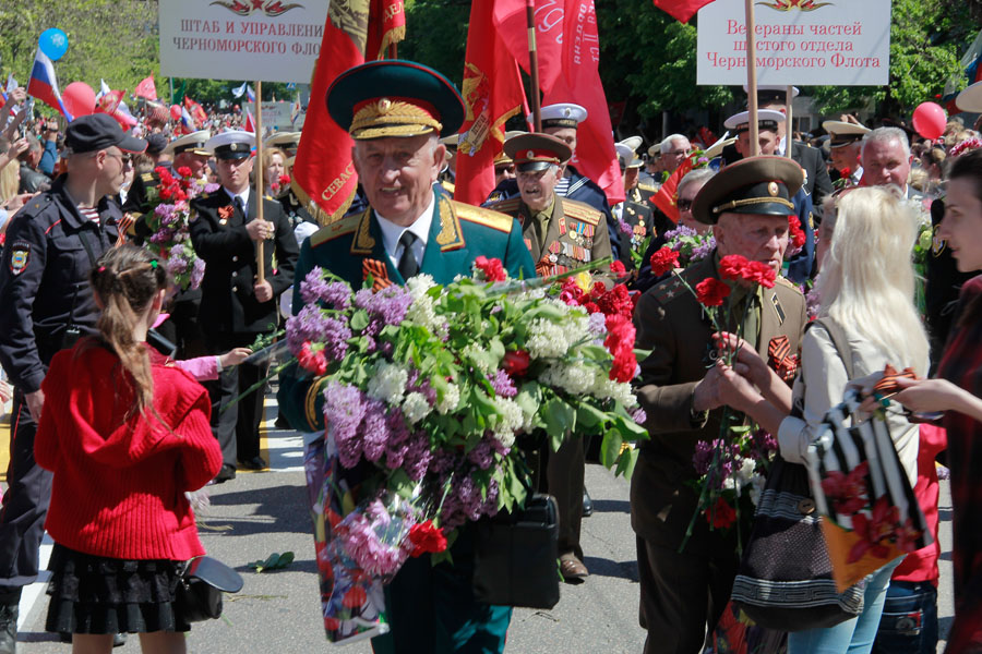 Марш ветеранов войны в Севастополе - фото 3