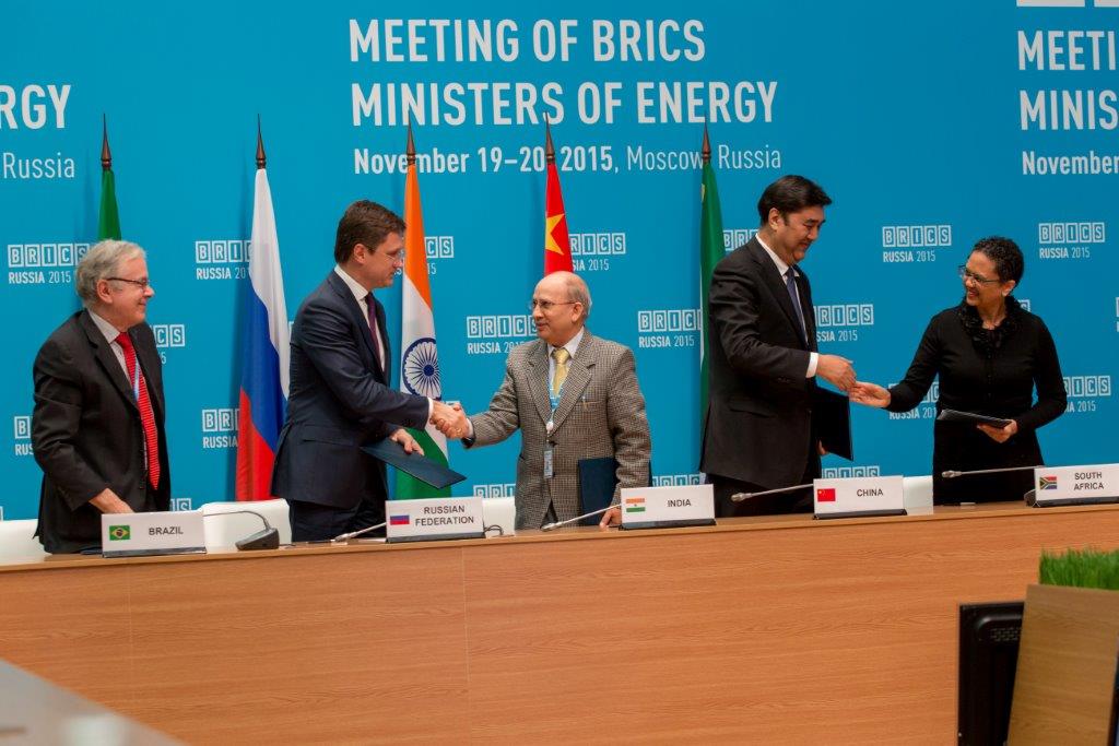  Новые технологии и международное сотрудничество  укрепят энергобезопасность России  - фото 1