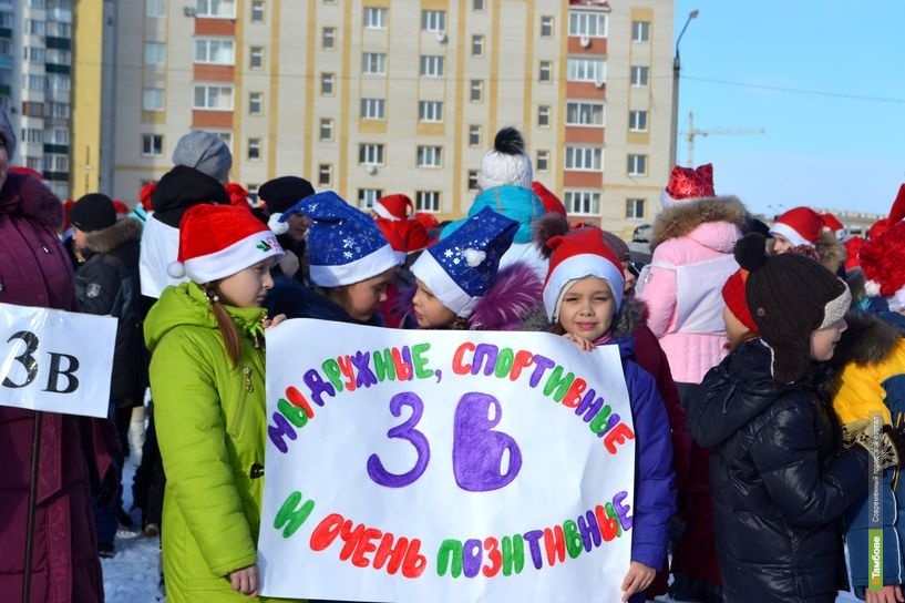  Более 600 Дедов Морозов традиционно устроили забег в Тамбове - фото 7
