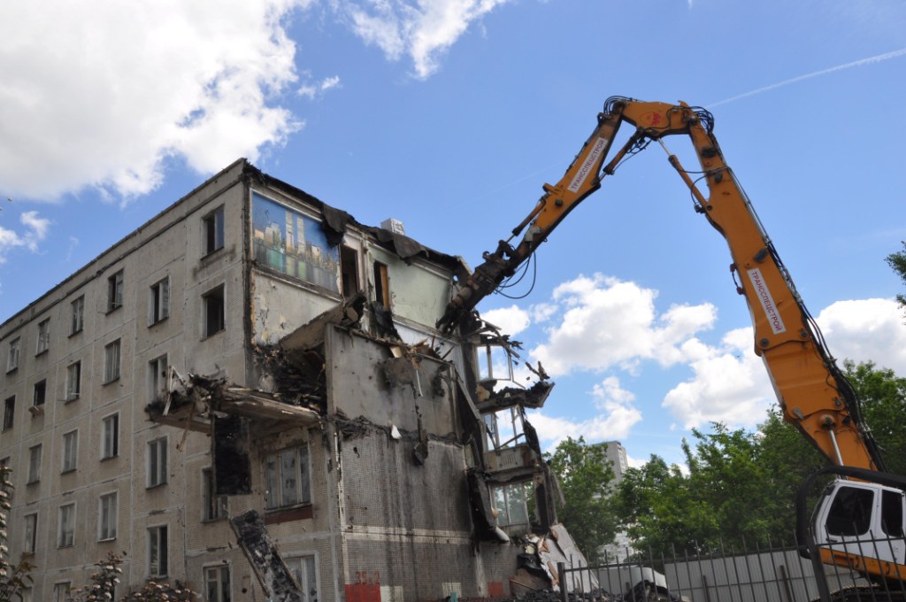 Программа реновации пятиэтажек в Москве: Хрущевки снесут по-умному, без шума и пыли - фото 1
