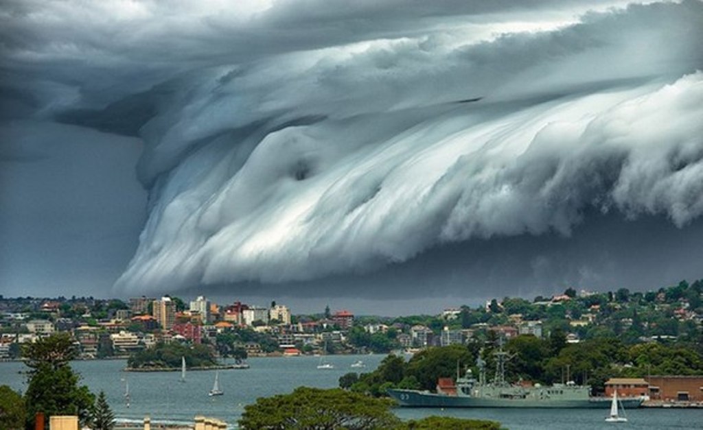  Облачное «цунами» над Сиднеем - фото 9
