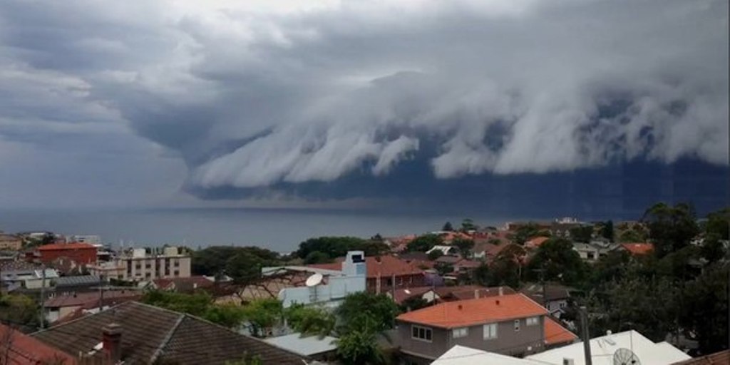  Облачное «цунами» над Сиднеем - фото 6