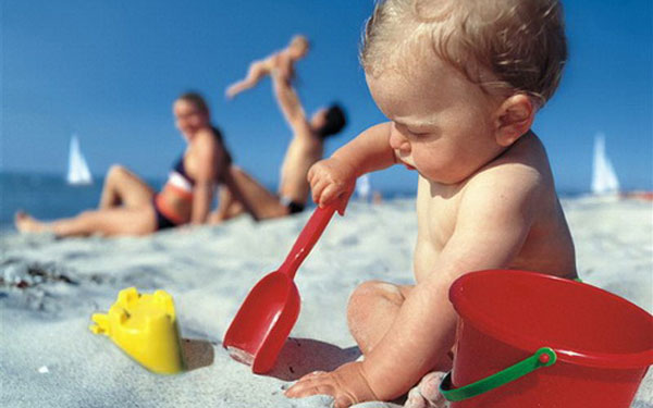  Предосторожности против последствий жары у маленьких детей  - фото 1