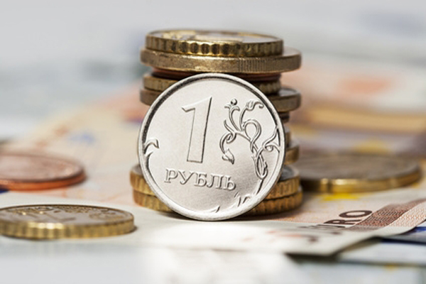  Финансисты не исключили стремительного роста рубля в августе - фото 1