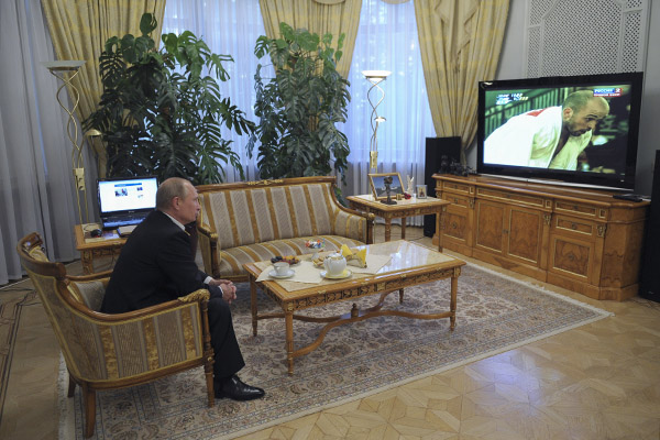  Владимир Путин одобрил закон о бесплатных телеканалах  - фото 1
