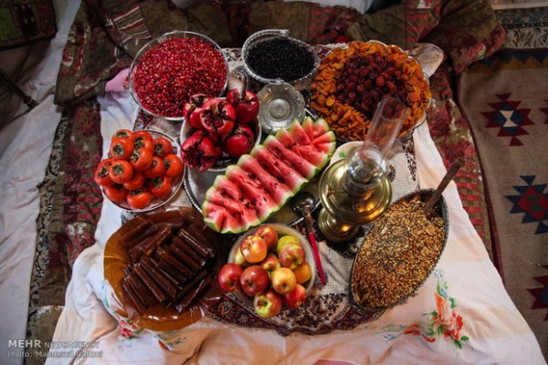  “Шаб-е Ялда— древний иранский праздник, первоначально отмечавшийся самой длинной ночью года, то есть накануне зимнего солнцестояния» - фото 2