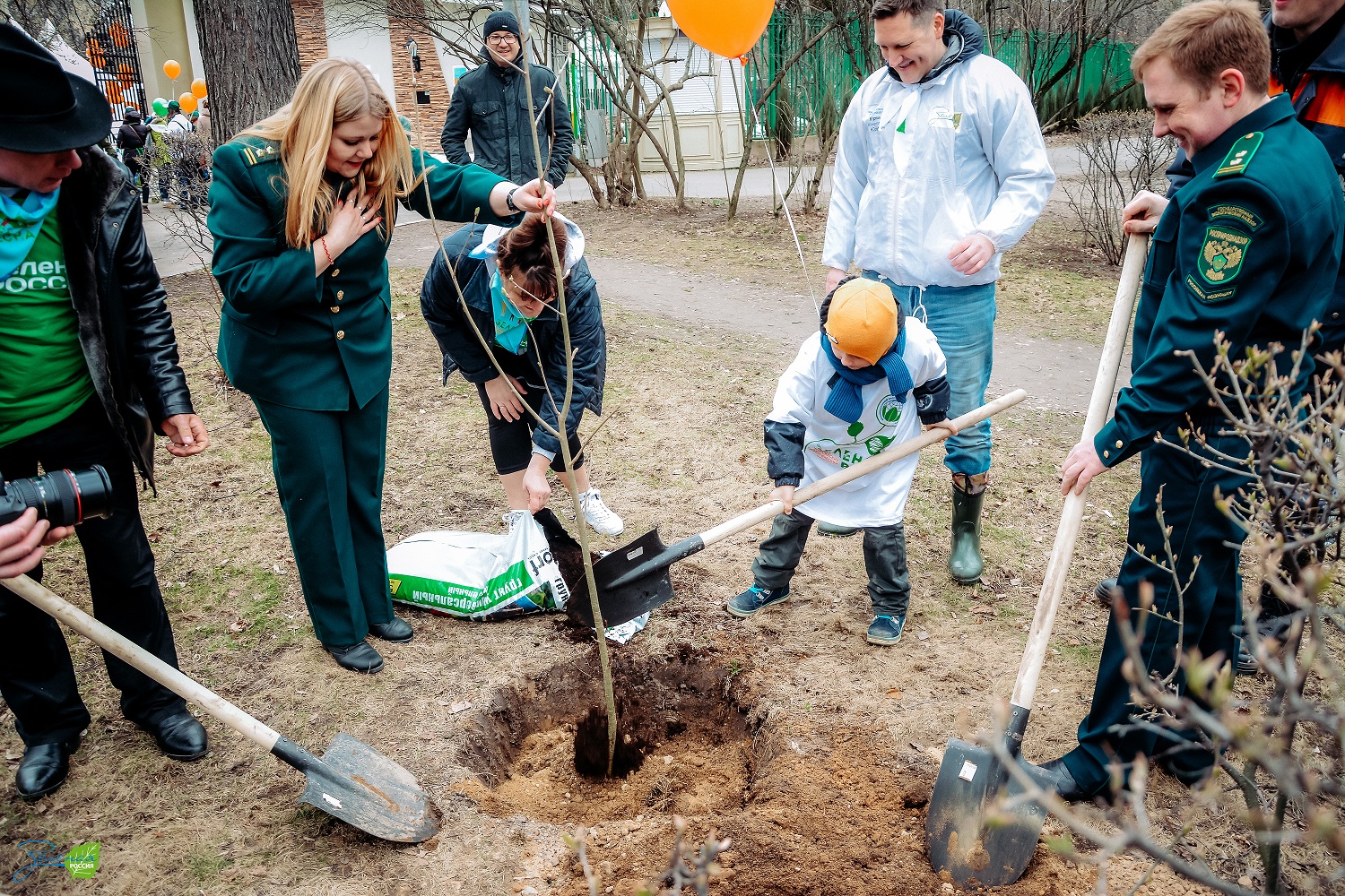 Участие во Всероссийском экологическом субботнике "Зелёная весна" - фото 10