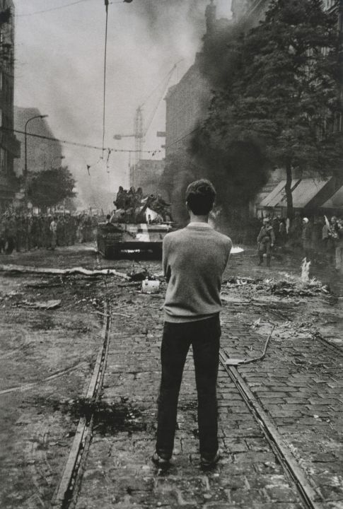 Танки идут по Праге: братский террор оккупации-1968 - фото 13