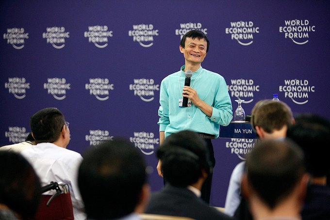  Президент Alibaba Group: Переход от экспорта к импорту даст колоссальные возможности России и Китаю - фото 1
