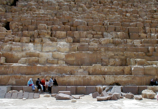  В пирамиде Хеопса нашли тайные комнаты - фото 1