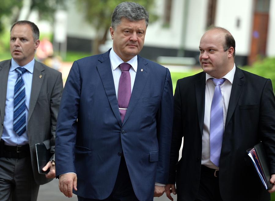  Администрация Порошенко уверена, что Вторую мировую выиграла Украина  - фото 1