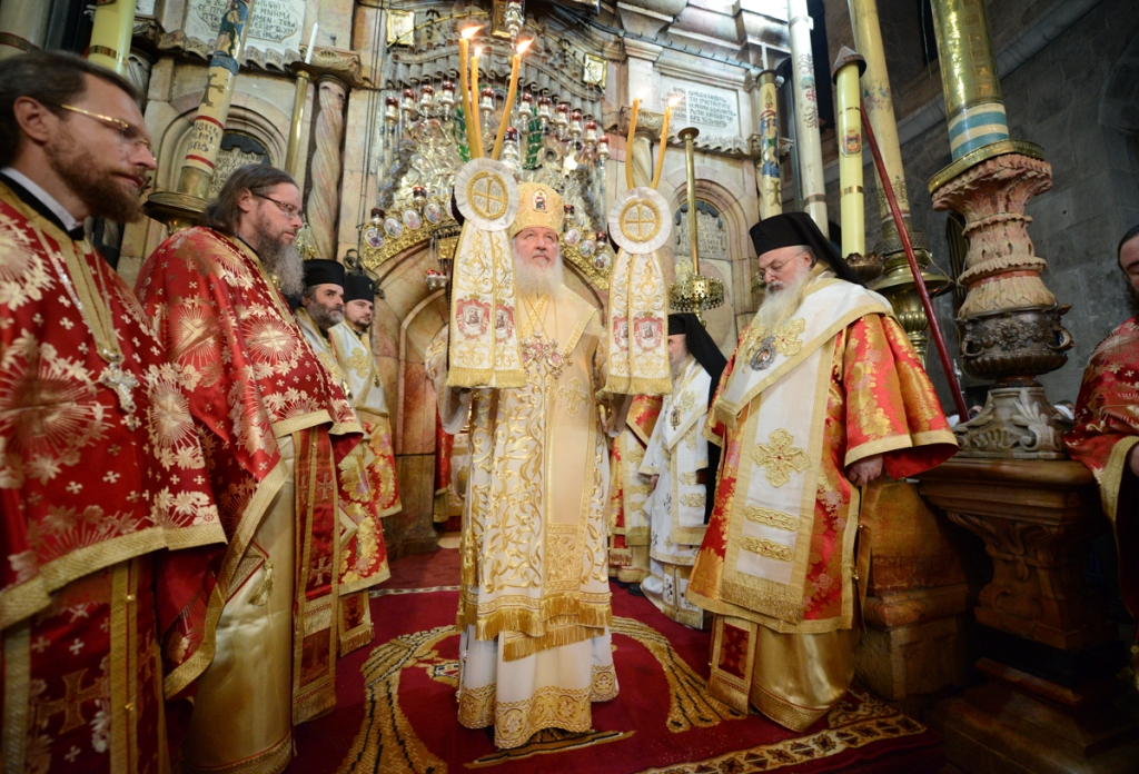  Фотоальбом к 70-летию Святейшего Патриарха Кирилла - фото 34