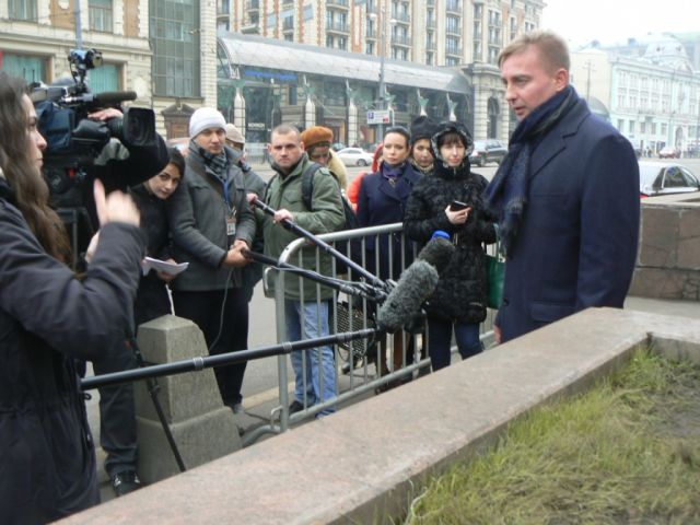  Зачем российская Унтер ден Линден на зиму становится Улицей под туями  - фото 10