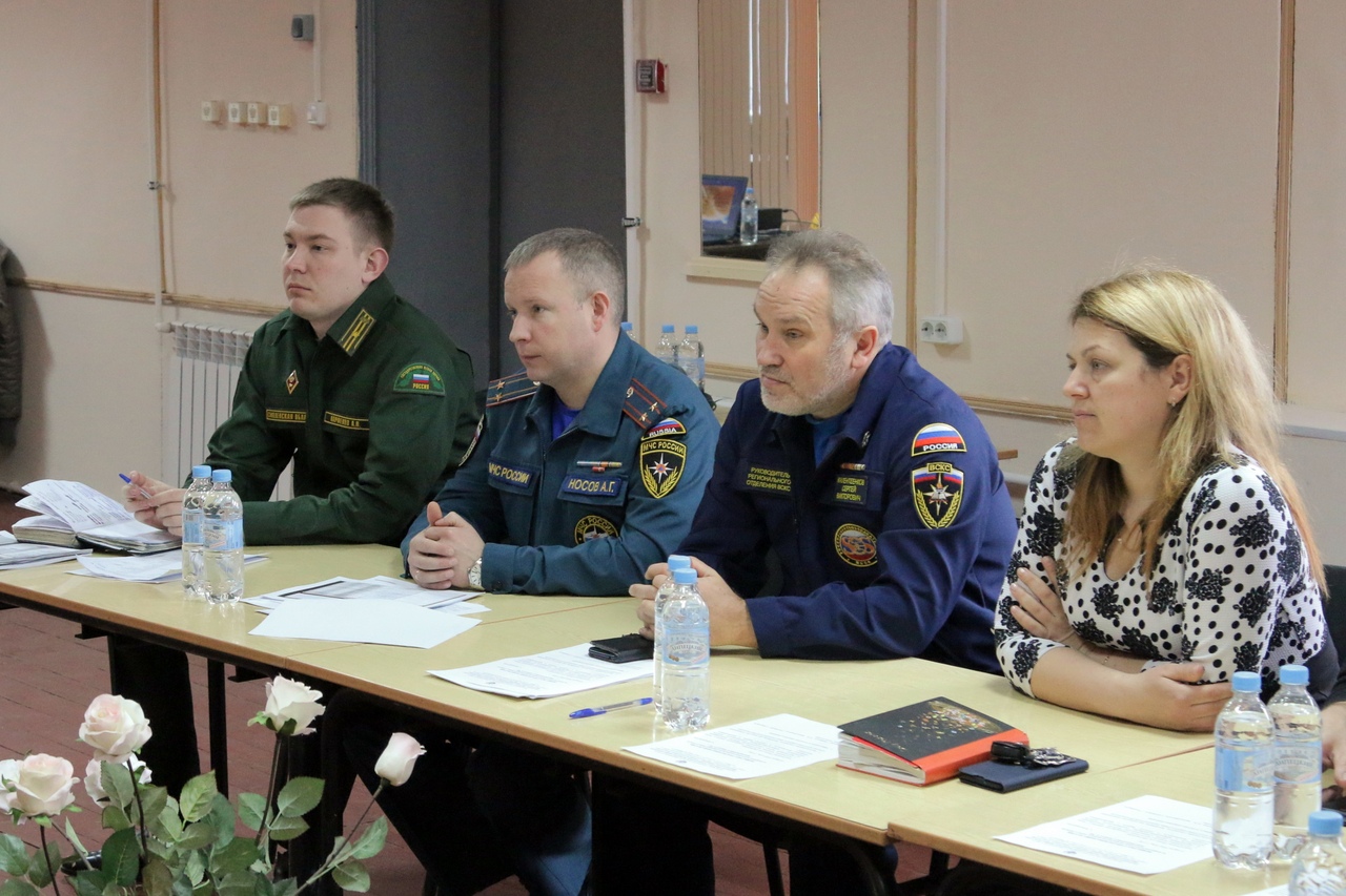 В Смоленске обсудили вопросы подготовки специалистов в области предупреждения чрезвычайных ситуаций и защиты от них - фото 1