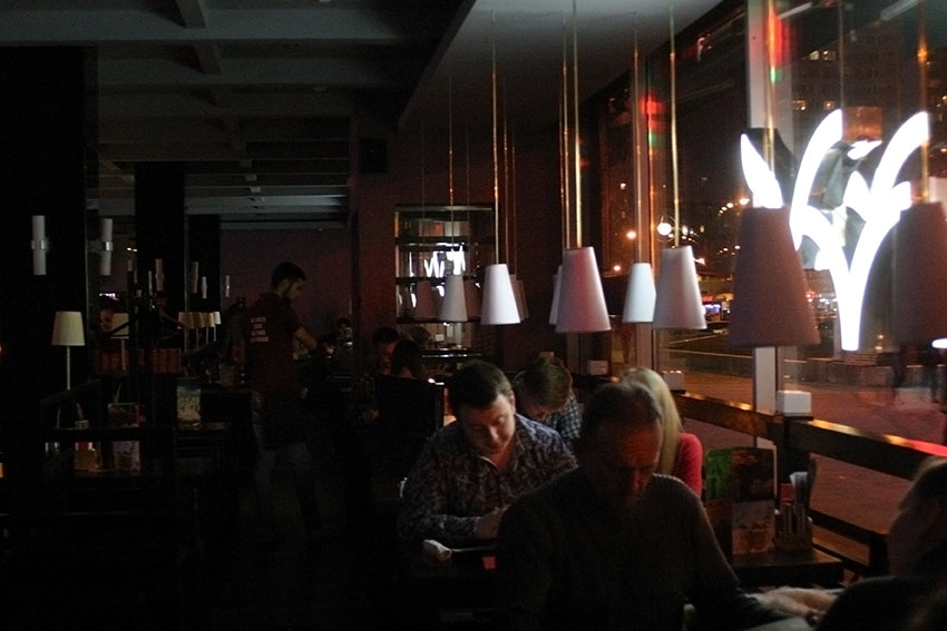 В московских ресторанах «Час Земли» был в меню - фото 20