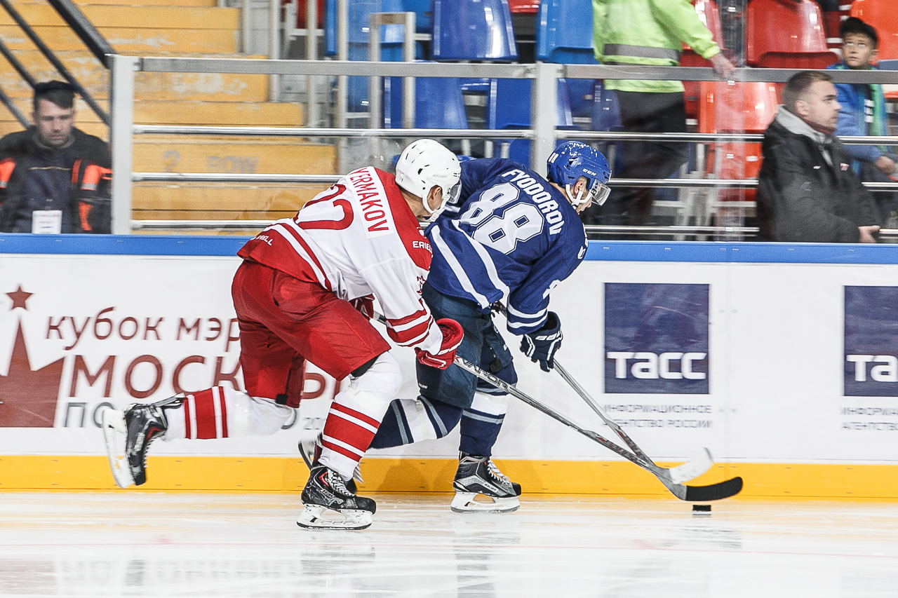 В Москве стартовал хоккейный турнир на Кубок мэра Москвы.  - фото 13