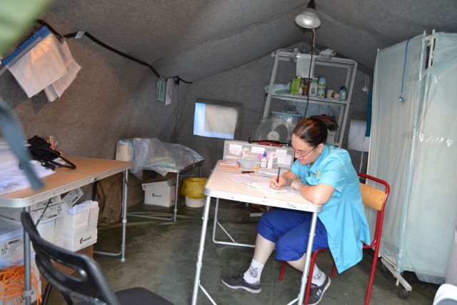 Лагерь для беженцев из Украины. Матвеев Курган - фото 11