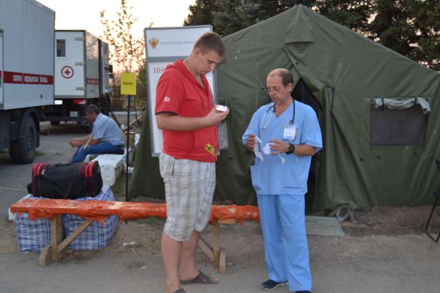 Лагерь для беженцев из Украины. Матвеев Курган - фото 15