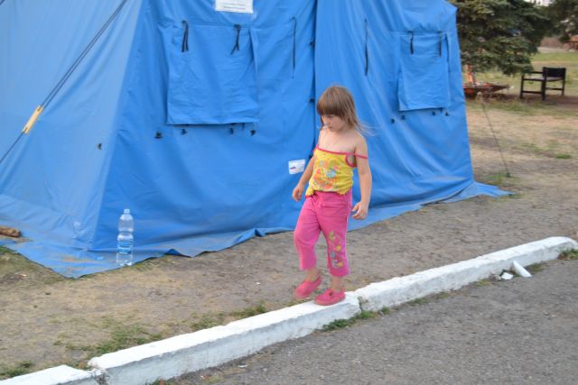 Лагерь для беженцев из Украины. Матвеев Курган - фото 22