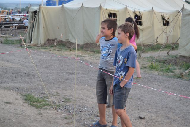 Лагерь для беженцев из Украины. Матвеев Курган - фото 32