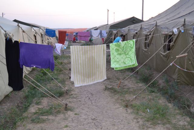 Лагерь для беженцев из Украины. Матвеев Курган - фото 34