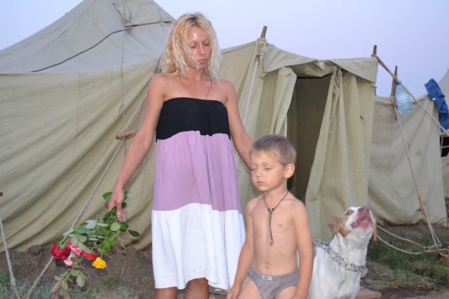 Лагерь для беженцев из Украины. Матвеев Курган - фото 36